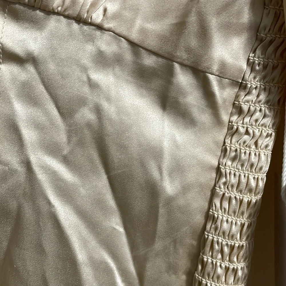 💖 NWT Reformation 100% Silk Roe Puff Sleeve Shirred Blouse in Champagne Gold